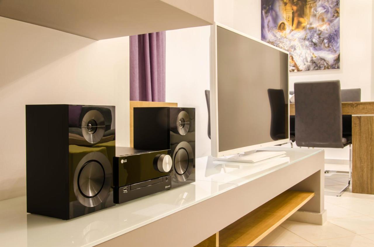 Talos Luxury Suites Kounoupidhianá 外观 照片